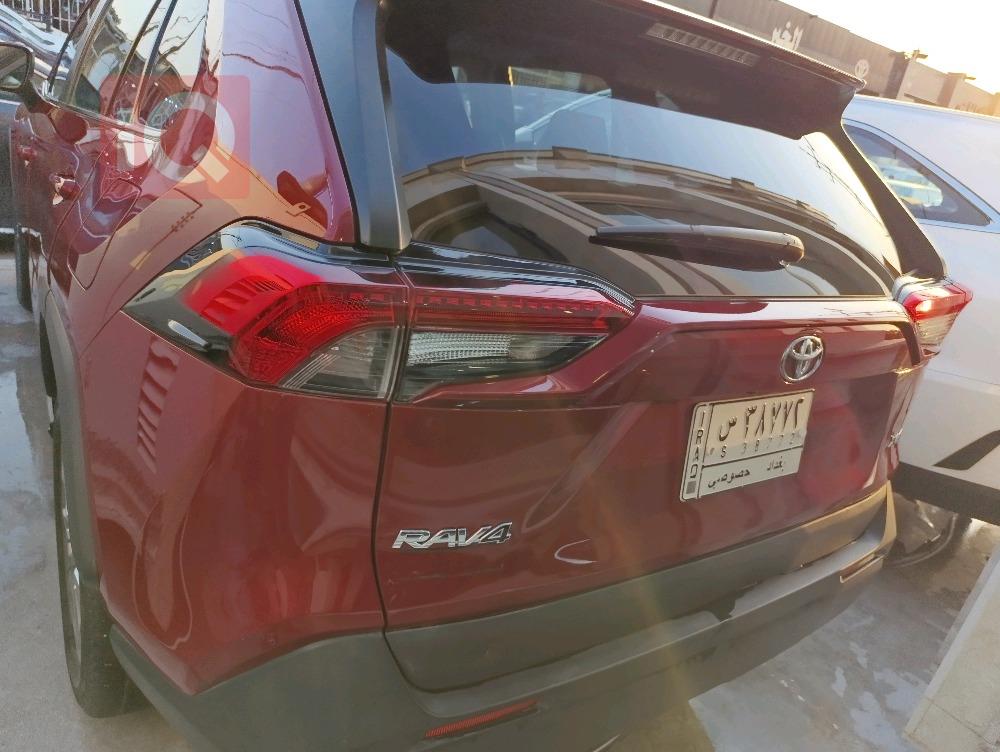 تويوتا راف 4